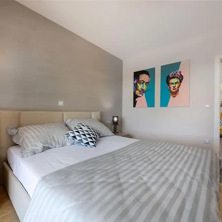Marchi With 3 Bedrooms And Pool In Vizinada 别墅 Vranje Selo