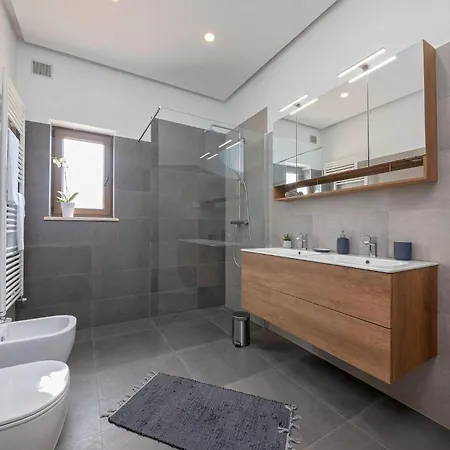 Marchi With 3 Bedrooms And Pool In Vizinada